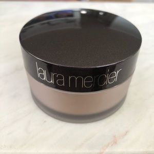 BRAND NEW Laura Mercier Translucent Loose Setting
